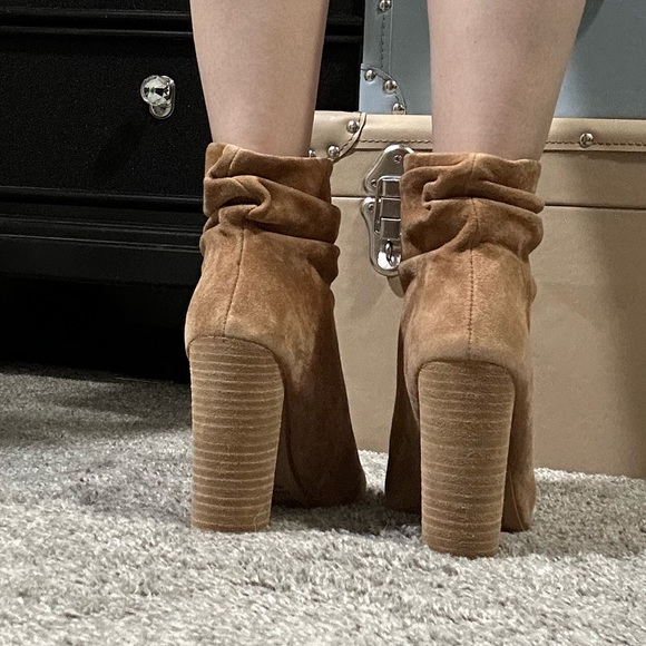 Chinese Laundry Kristin Cavallari Laurel Suede Peep Toe Booties - Picture 4 of 12